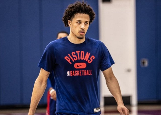 会在防守端 会在防守端