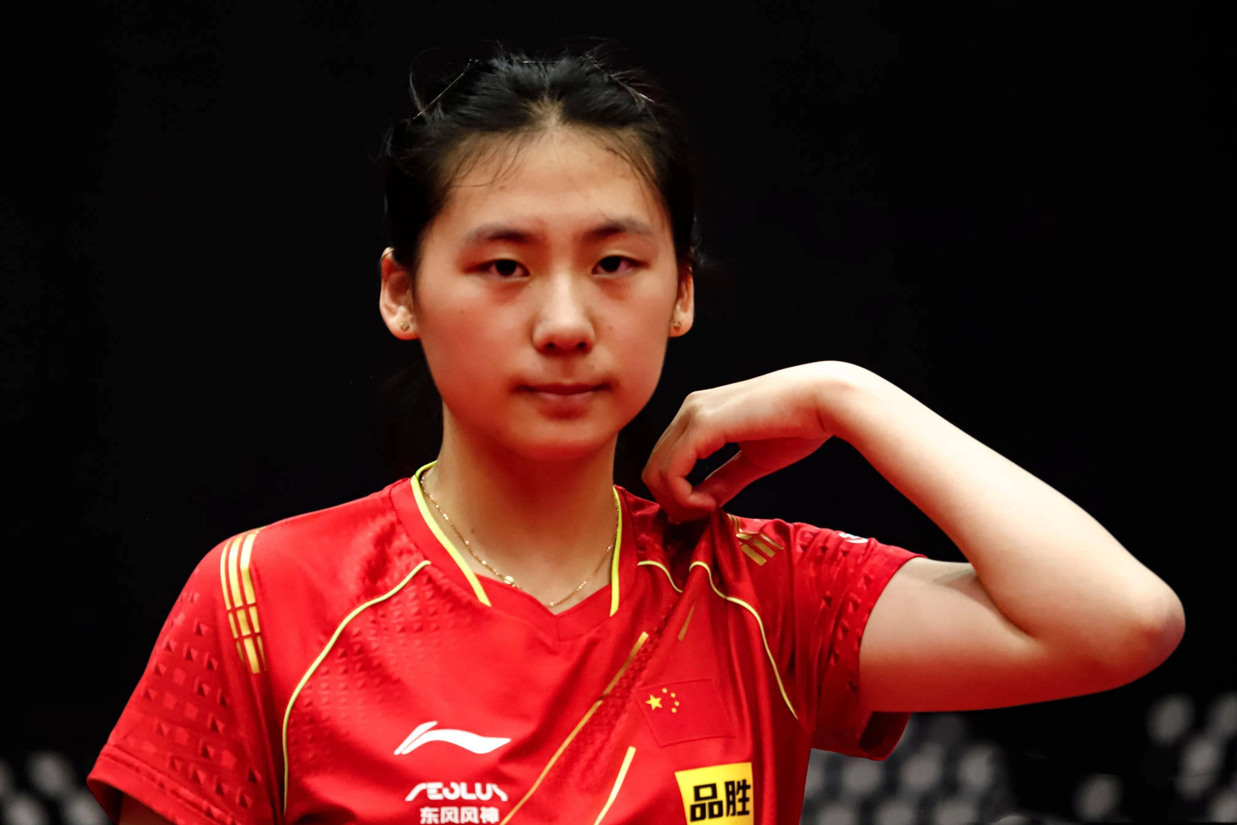 持球人压到 持球人压到